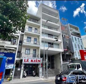 Bán nhà mặt tiền Lê Lợi, P. Bến Nghé, Quận 1. DT: 4,41mx22,86m. HĐ thuê 280 triệu/th. Giá 80 tỷ