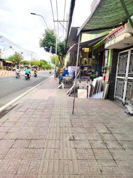 Tết giải quyết nhanh Nhà mặt tiền Huỳnh Tấn Phát TT Nhà Bè,4.2*40m giá 14,5tỷ, TL mạnh, sổ hồng