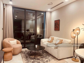 Cần cho thuê gấp căn hộ 2PN - 82 m2 - giá 21tr tại Vinhome Golden River nhà đẹp LH: 0933 333 133