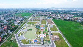 Cần bán lô đất đối diện sân bóng Tấn Đức Central Park. Giá có 1 - 0 - 2