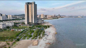 Bán căn hộ 2PN, 2PVS. DT 71m2 tại ALaCarte Hạ Long giá 3,9 tỷ bao thuế phí miễn phí dịch vụ 10 năm