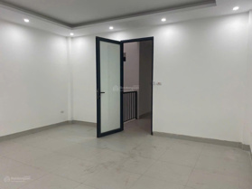 Kho hàng cần cho thuê tại Geleximco Lê Trọng Tấn, LH 0989 415 555