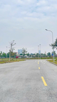 Cần Bán lô đất dự án sổ đỏ mới tinh diện tích 80m2 giá chỉ hơn 2tỷ trung tâm Thành Phố