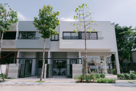 Bán suất riêng của CĐT dành cho bên nhà thầu xây dựng giá thấp hơn CĐT công bố 300 triệu