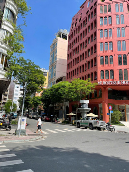 BÁN TÒA NHÀ VỊ TRÍ VÀNG GÓC 2 MT NGUYỄN TRÃI - NGUYỄN CẢNH CHÂN Q1 -DT: 15X30M 2H 10 LẦU GIÁ 380 TỶ