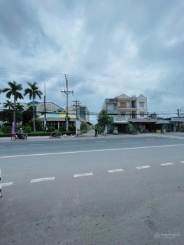 Chính chủ bán lô đất gần bv Xuyên Á TT Hậu Nghĩa dt 150m2. Đất ở đô thị. Giá 1,5tỷ. Sổ đỏ riêng.