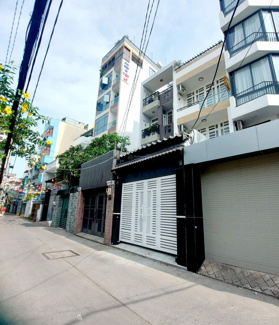 Nhà hẻm thông, xe hơi đỗ cửa, căn khó tìm giá chỉ nhỉnh 4t, chủ bán gấp trước tết, P26, Bình Thạnh