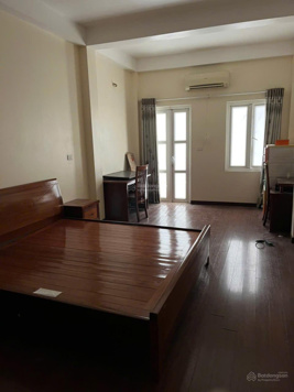 Cho thuê nhà riêng DT 60m2 xây dựng 4 tầng trong ngõ Phố Yên Hòa, Quận Cầu Giấy, Hà Nội