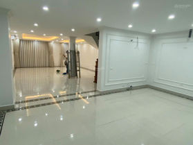 Cần cho thuê biệt thự Dương Nội hoàn thiện full nội thất. Không giới hạn mục đích thuê