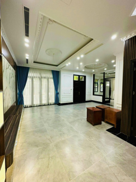 Chỉ bán trước tết. Biệt thự song lập 161 m2, full đồ, có thang máy. Giá 20,9 tỷ. Mr. Sơn 0961 592 634
