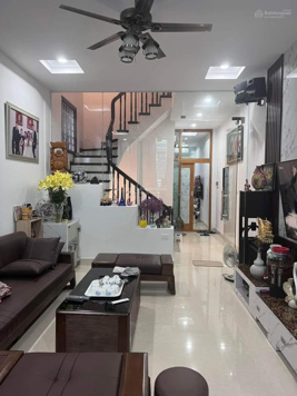 Nhà đẹp đón Tết Trịnh Văn Bô kéo dài, 35m, 5 tầng, 3.6 tỷ.