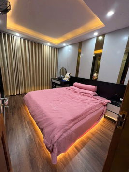 Nhà Đẹp Nguyễn Chính - 5 Tầng Thang Máy, Kinh Doanh Đỉnh, Tặng Full Nội Thất - Giá 15.2 Tỷ! 48m2