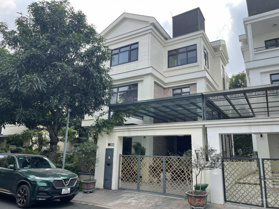 Bán biệt thự đơn lập, nhà thô, đường rộng 3 ô tô đỗ, khu khép kín quản lý 24/7 đẳng cấp, riêng biệt