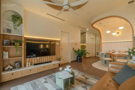 Hiếm: Cho thuê căn hộ 74m2, 2 ngủ, full đồ tại 219 Trung Kính, giá chỉ 14,5tr. LH em: 0355 965 987