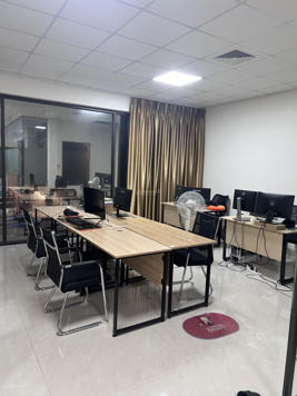 Chính chủ cần cho thuê 80m2 tầng 2 shophouse Him Lam Vạn Phúc giá 14tr/th