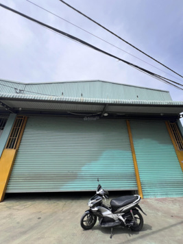 Mình cần cho thuê kho diện tích 815m2 ở đường Vĩnh Phú 38