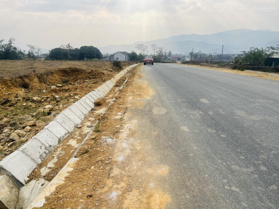 Bán đất dịch vụ thương mại mặt đường quốc lộ 100m, tổng diện tích hơn 7000m2 giấy tờ pháp lý ok