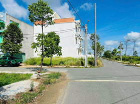 Bán gấp lô đất KDC mới Đường Lê Quý Đôn, P. 5, Bạc Liêu, DT: 120m2 (6mx20m), SHR/TC 100%