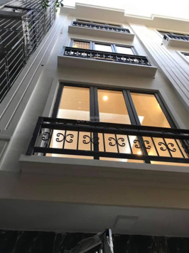 Cho thuê nhà riêng Trung Văn, 40m2 x 5 tầng, nhà sạch đẹp phù hợp ở và làm VP