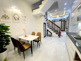 Khâm Thiên 35/45m2, 3 thoáng, 3 ngủ, LH Giang 0979 388 189