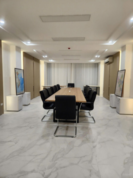 Chính chủ cho thuê văn phòng 85m2, ngõ ô tô, khu đông văn phòng. Miễn trung gian