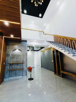 Bán nhà mới 1 trệt 1 lầu Sổ riêng full hồng gần ngã tư Nguyễn Khuyến P.Trảng Dài Tp.Biên Hoà