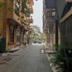 Bán nhà 80m2 băng 2 Nguyễn Viết Xuân ngay chợ Vĩnh Yên