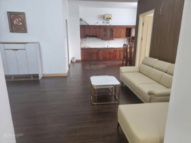 Cho thuê căn hộ chung cư Nàng Hương 583 Nguyễn Trãi