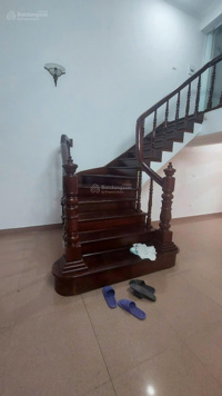 Cho thuê nhà phân lô phố Trung Kính 65m2 4 tầng, kinh doanh, văn phòng, 40 triệu