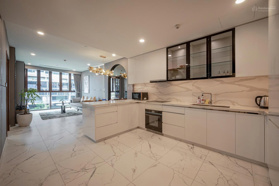 Cho thuê CH Opera - Metropole - DT 70m2, 2PN, 2WC, full nội thất, giá 30 triệu, 908.103.696