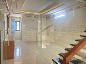 Cho thuê nhà nguyên căn hẻm 366/ Lê Văn Quới, 4 x 18m, lửng, 2 lầu, ST, giá: 20 triệu