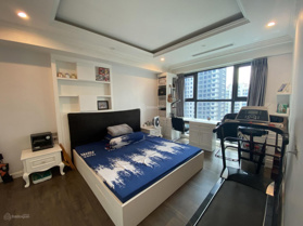 Em cần cho thuê căn hộ 3 phòng ngủ, 115m2, full đồ 16tr/th tại Sunshine City. Liên hệ: 0974 104 181