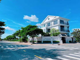 Gia đình cần bán gấp (55 tr/m2) nền biệt thự dự án KDC ven sông, Phước Kiển, Nhà Bè, LH: 0909 888 799