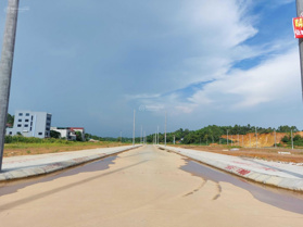 Cần bán lô góc (8x20m), hai mặt tiền đường 11 và 20m, rẻ hơn lô thường, sổ đỏ chính chủ