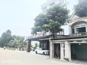 CC cần bán nhanh cửa hàng DT sổ đỏ 476m2 nhưng đã xây dựng và đang sử dụng là 600m2