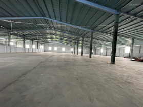 Cho thuê kho 3000m2 sân 2000m2 mới xây dựng, kèo zamil, đủ PCCC, sân bãi bê tông