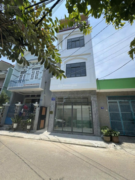 Cho thuê 1 phòng full nội thất 2,5 tr/tháng gần trường Đại học Quy Nhon, siêu thị bến xe