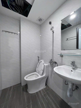 Chính chủ bán CCMN Phú Mỹ, hạ chào 7 tỷ, mặt chợ, ô tô tránh, 9 tầng thang máy, 106m2 nhỉnh 21 tỷ