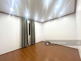 Cần bán nhà 2 tầng mới 52m2 giá chỉ 1,080 tỷ mặt đường Đông Hải 2