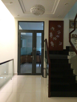 Cho thuê nguyên căn 5x25, 4 lầu ngay Mega Market An Phú Quận 2, giá rất tốt 0912 598 058