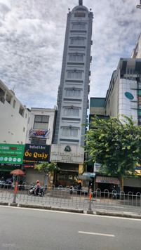 BÁN NHÀ MẶT TIỀN Đường BA THÁNG HAI. Phường 11. Quận 10. HẦM 9 LẦU . GIÁ 70 TỶ . THUÊ 250TR/TH