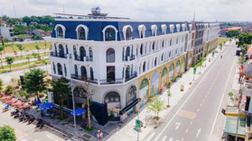 Chính chủ tôi cần bán liền kề Âu Cơ Park City. Diện tích: 120m2 Gần trường mầm non sắp đi vào hđ.