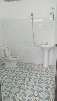 Bán nhà sau trường học, cạnh UBND xã, gần chợ và siêu thị WinMart ,92M2(MT=7M),chính chủ