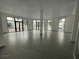 Em cần cho thuê sàn shophouse, vị trí cực đẹp tại KĐT Louis City Hoàng Mai