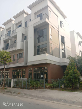 Bán Shophouse tại Hữu Nghị, 4,75 tỷ, 75m2, 6PN, 7WC, cực chất Q.Từ Sơn, Bắc Ninh