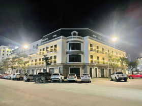 Bán shophouse Vincom Quang Trung - Vinh. 88m2 4 tầng, MT 7m, chiết khấu lên tới 36%, nhận nhà ngay