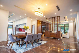 Chính chủ cần bán nhanh căn biệt thự ven biển 500 m2 vị trí trung tâm giá cắt lỗ