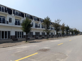 Chính chủ cần bán nhà phố SH. L3.14 dự án Hoa Tiên Paradise 100m2, 5x20m. Giá bán chỉ 2.77 tỷ