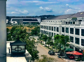 Nhà mặt tiền đường 19m Phú Mỹ An Full nội thất