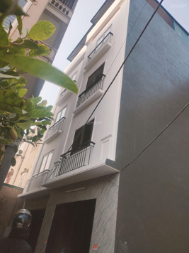 Bán gấp nhà 4 tầng xây mới sát Học viện Nông Nghiệp giá hơn 135triệu/m2